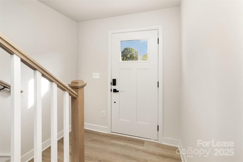 Property image 5 of 2549 Ellen Avenue in Edenbrook, Charlotte, NC 28208