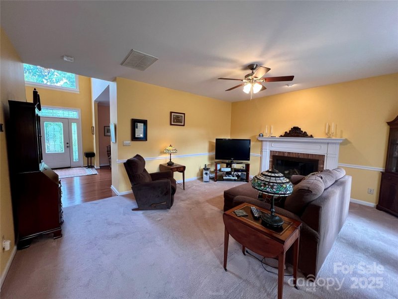 Property image 5 at 115 Sardis Plantation Drive, Matthews, NC 28105