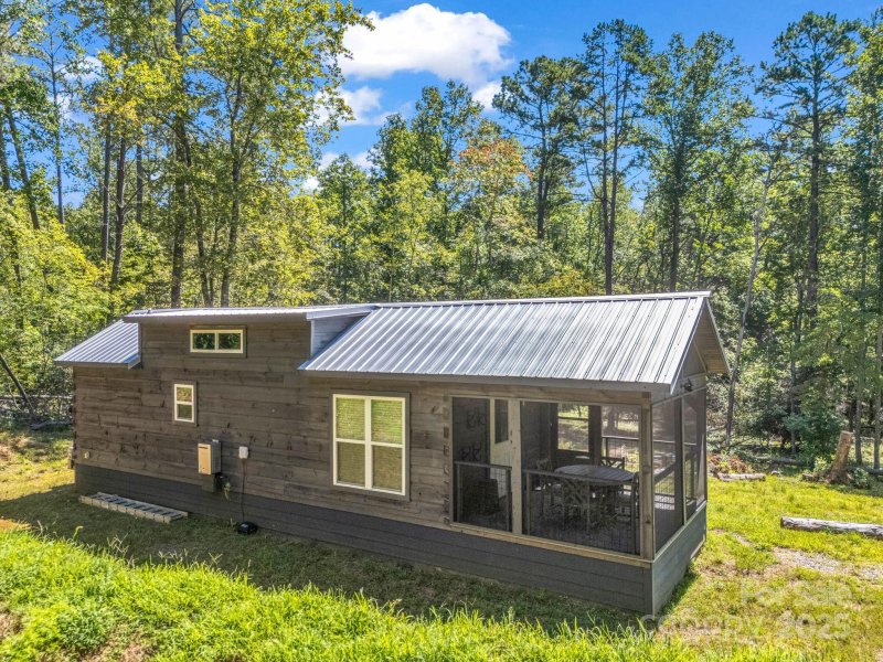 Property image 2 of 231 Wandering Bear Way in Indian Head Acres, Lake Lure, NC 28746