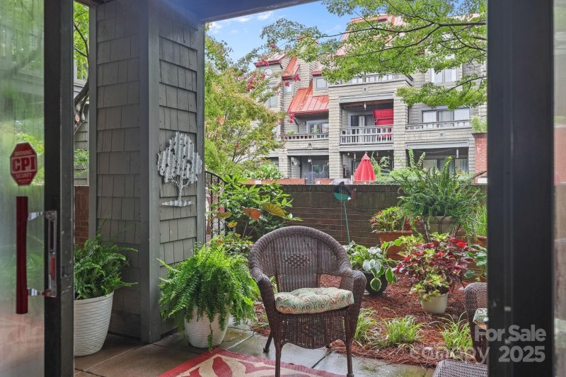 Property image 3 of 9033 J M Keynes Drive in Lakeshore Village, Charlotte, NC 28262