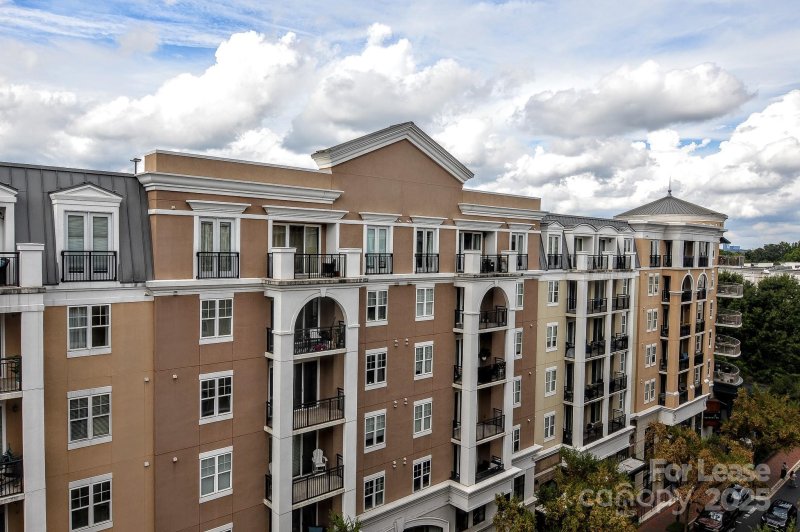 Property image 4 of 4625 E Piedmont Row Drive in Southpark, Charlotte, NC 28210