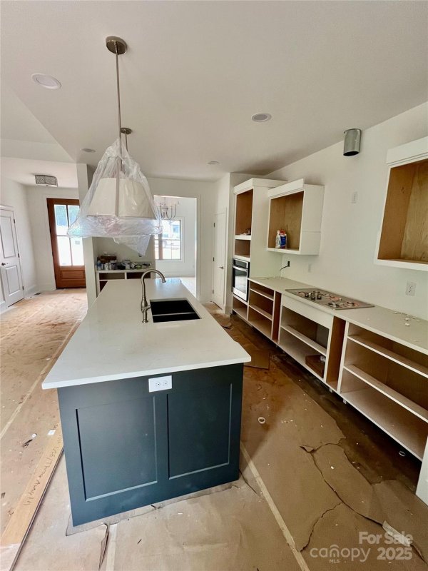 Property image 3 of 4205 9th Street in Tillmans Run, Hickory, NC 28601