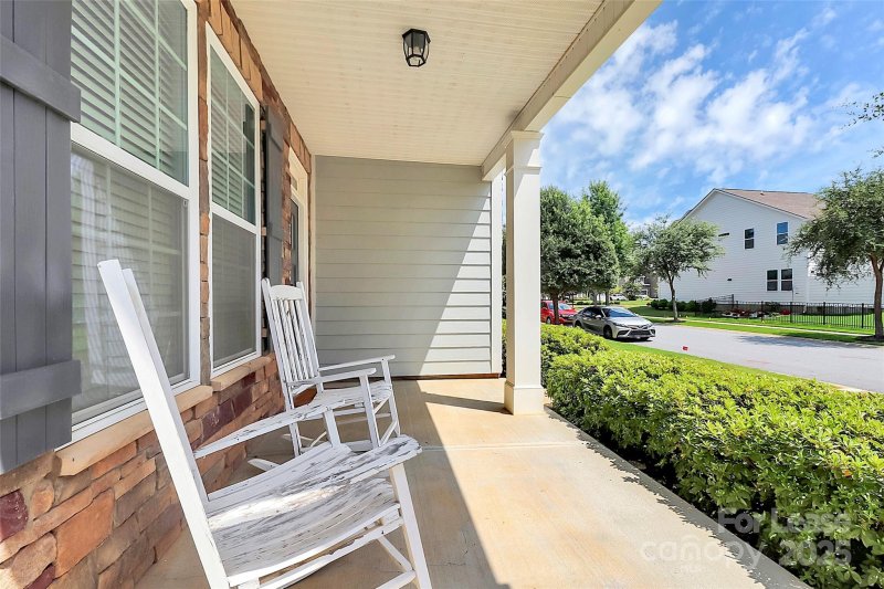 Property image 3 of 8810 Hallowford Drive in Arbormere, Huntersville, NC 28078