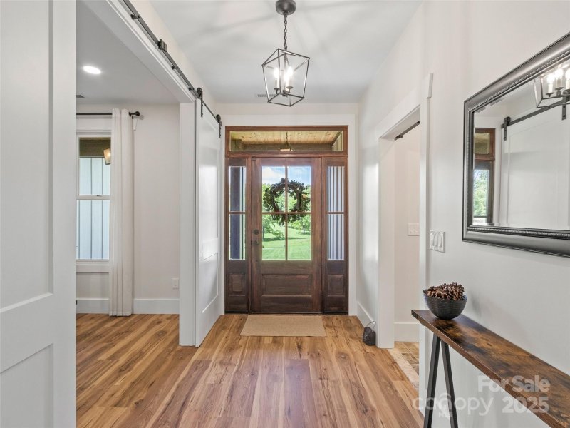 Property image 4 of 158 Trellem Trail in Awenasa Hills, Hendersonville, NC 28739