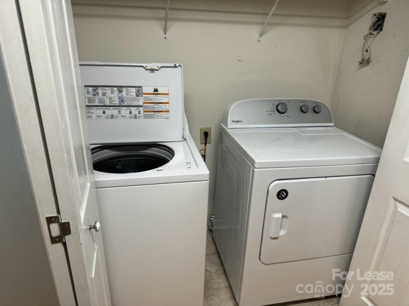 Property image 3 at 9025 J M Keynes Drive, Charlotte, NC 28262