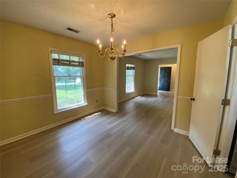 Property image 3 at 1025 Thornsby Lane, Matthews, NC 28105
