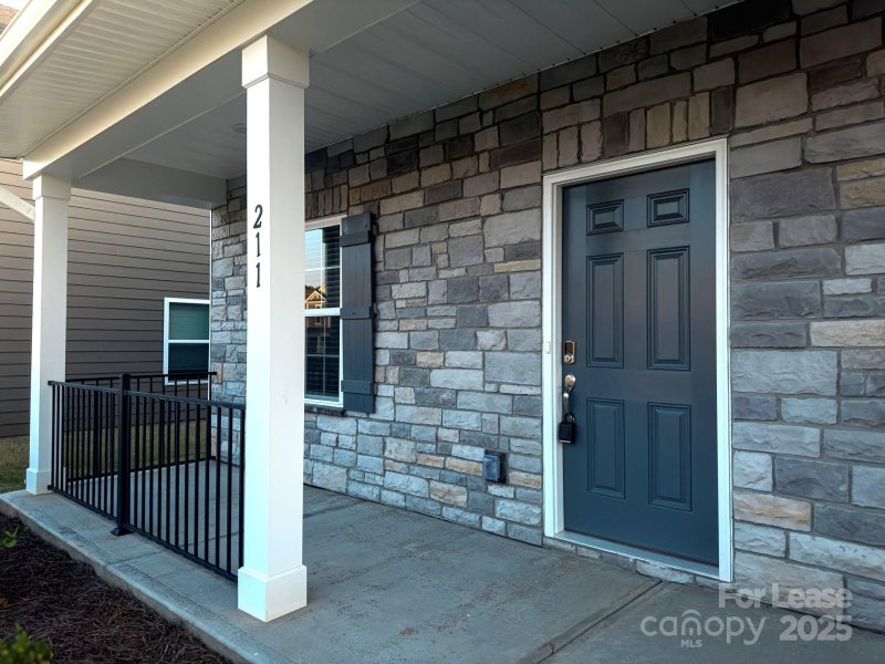 Property image 4 at 211 Orson Oaks Lane, Pineville, NC 28134