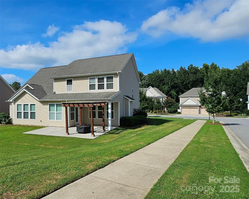 Property image 3 at 11027 River Oaks Drive, Concord, NC 28027