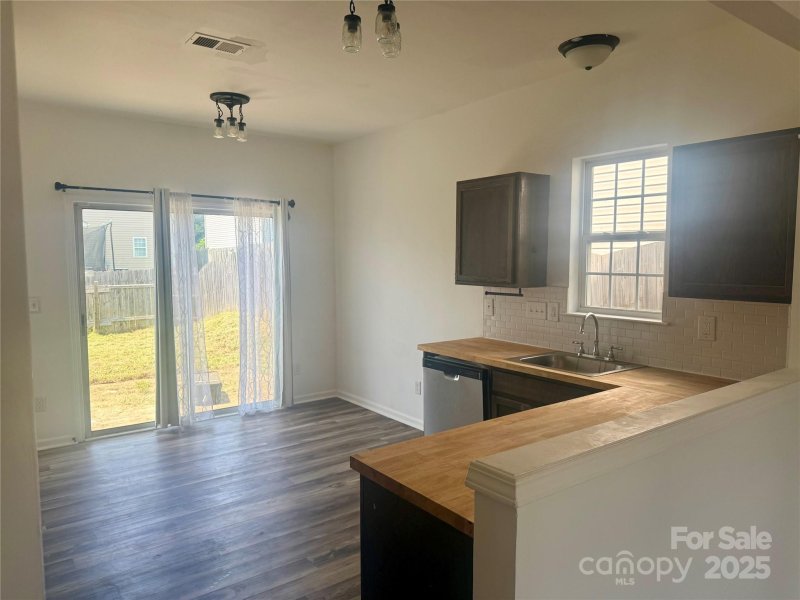 Property image 5 at 1326 Nadies Court, Charlotte, NC 28214