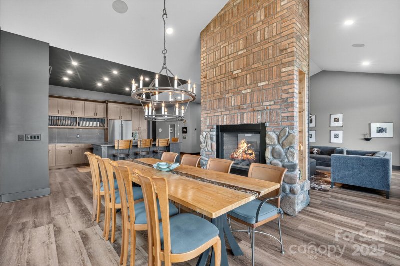 Property image 5 of 36 Northland Court in Kenmure, Flat Rock, NC 28731