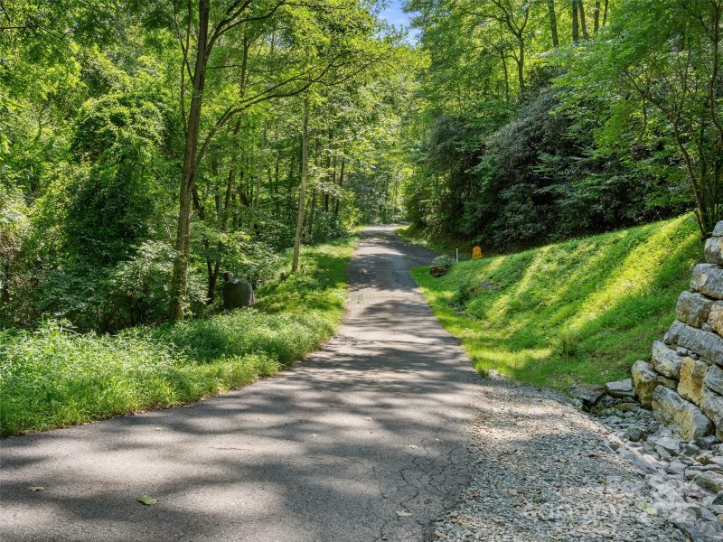 Property image 3 of Lot 69 Falling Glen Drive in The Glens of Ironduff, Waynesville, NC 28785