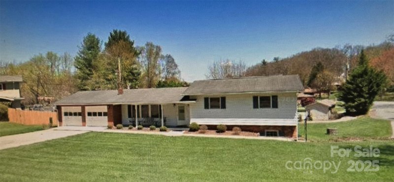 Property image 2 at 152 Springview Drive, Waynesville, NC 28786