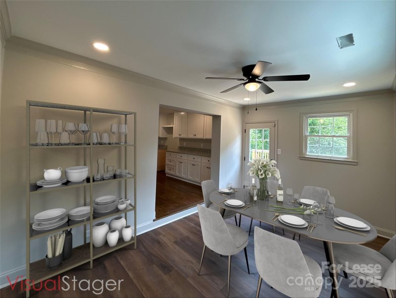 Property image 5 at 6209 Idlebrook Drive, Charlotte, NC 28212