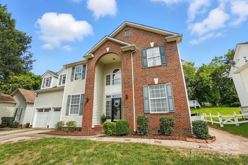 Property image 2 of 4814 Chesney Street in Covington, Concord, NC 28027