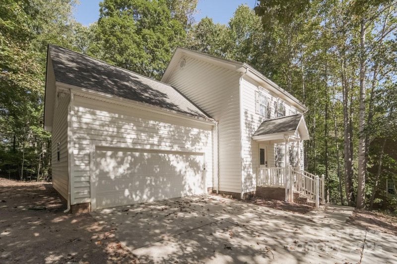 Property image 2 at 6943 Albaneen Court, Charlotte, NC 28215