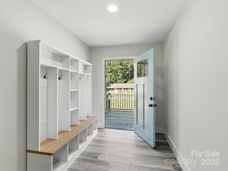 Property image 4 at 709 Claremont Road, Charlotte, NC 28214