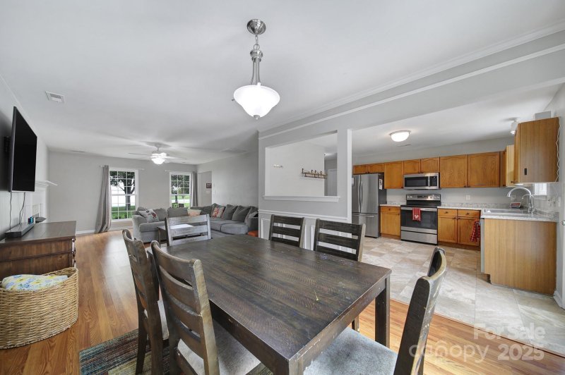 Property image 5 at 124 Kristens Court Drive, Mooresville, NC 28115