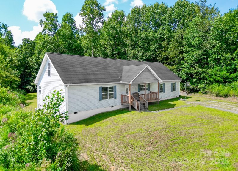 Property image 2 at 137 Pottery Terrace Trail, Flat Rock, NC 28731