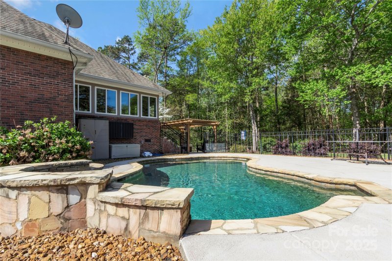 1427 Doe Ridge Lane