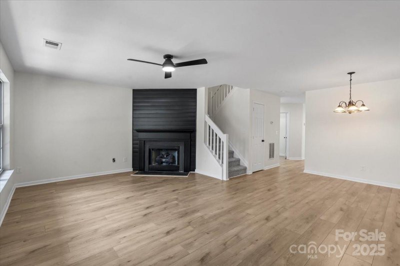 Property image 2 of 2208 Cigar Court in Roxborough II, Charlotte, NC 28273