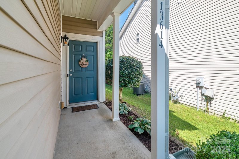 Property image 4 of 13614 Riding Hill Avenue in Coventry, Charlotte, NC 28213