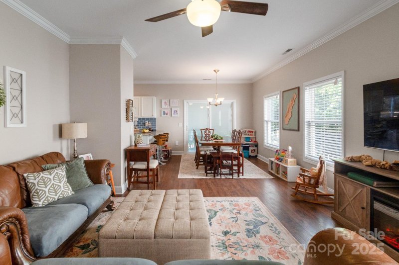 Property image 5 of 13614 Riding Hill Avenue in Coventry, Charlotte, NC 28213