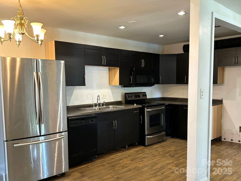 Property image 3 at 1831 J Julian Lane, Charlotte, NC 28208