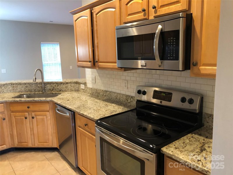 Property image 3 at 10822 Chamberlain Hall Court, Charlotte, NC 28277