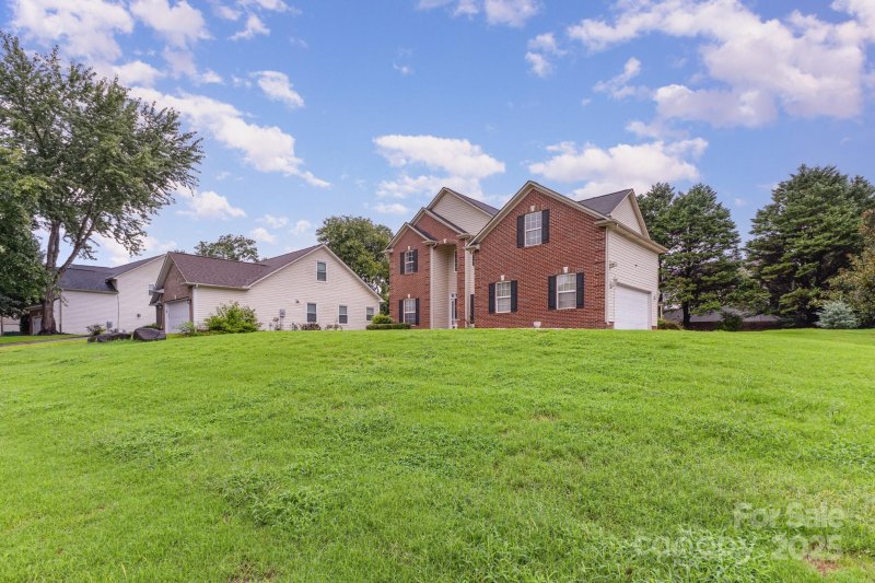 Property image 4 of 4803 Chesney Street in Covington, Concord, NC 28027