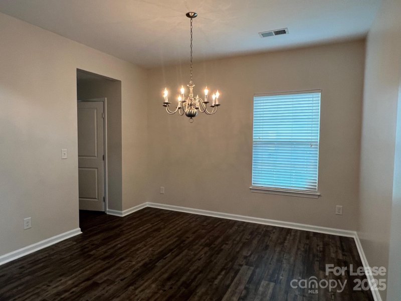 Property image 5 of 207 Elba Drive in Curtis Pond, Mooresville, NC 28115