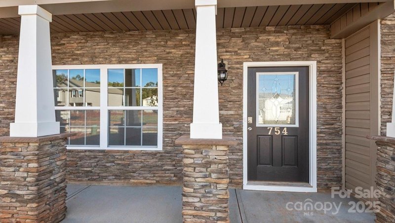 Property image 4 of 171 Salers Road in Tap Root Farms, Fletcher, NC 28732