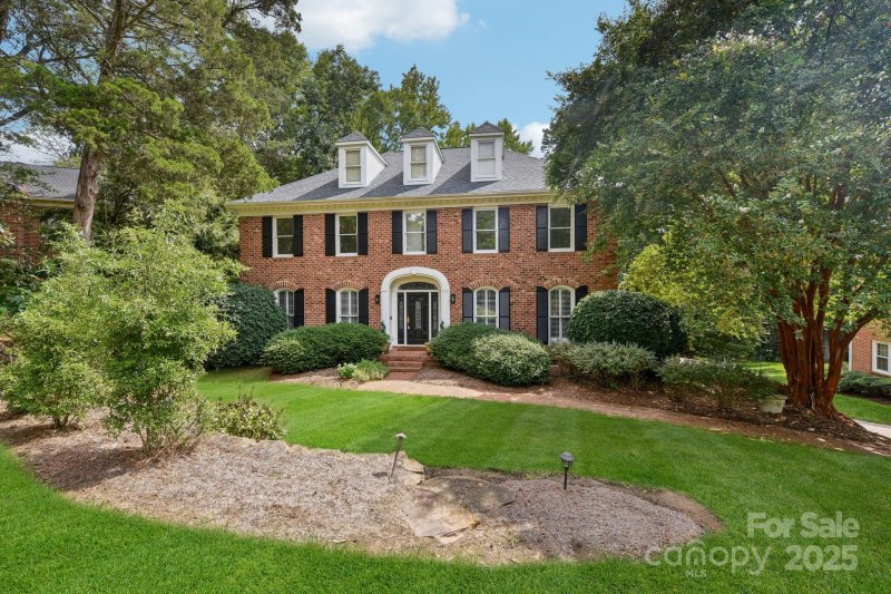 Property image 2 at 6911 Chatford Lane, Charlotte, NC 28210