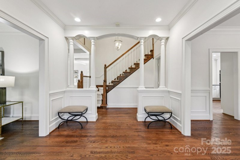 Property image 5 at 6911 Chatford Lane, Charlotte, NC 28210