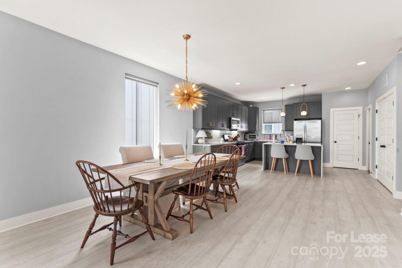 Property image 4 at 208 Walnut Avenue, Charlotte, NC 28208