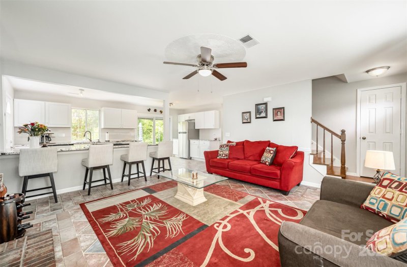 Property image 2 of 2424 Castlecomer Drive in Wexford, Charlotte, NC 28262