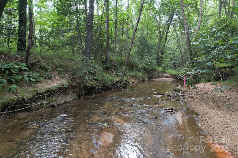 Property image 4 of 00 Scenic Drive in The Waterfront Club, Granite Falls, NC 28630