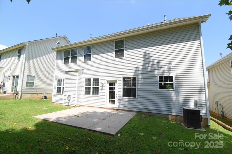 Property image 2 of 3334 Crutchfield Place in Old Stone Crossing, Charlotte, NC 28213