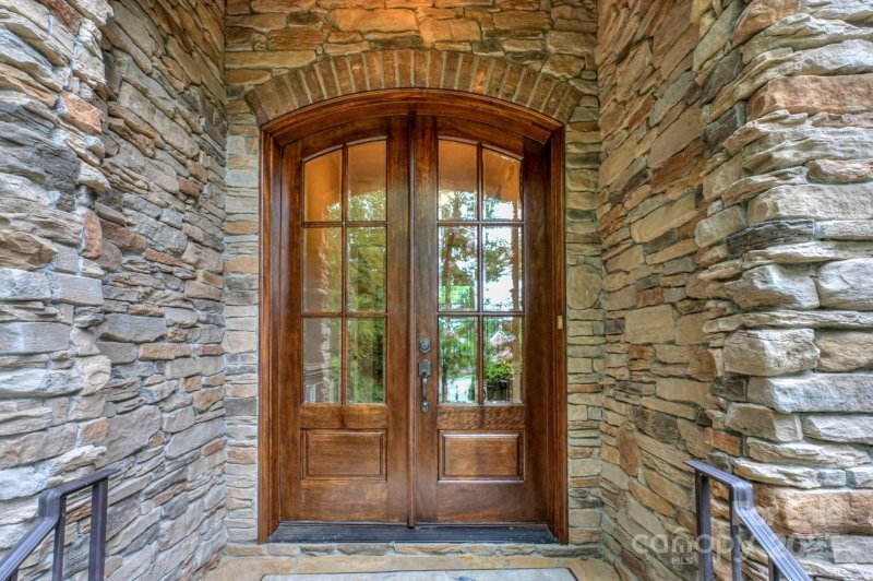 Property image 4 of 7884 Oak Haven Lane in Treetops At Cowans Ford, Stanley, NC 28164