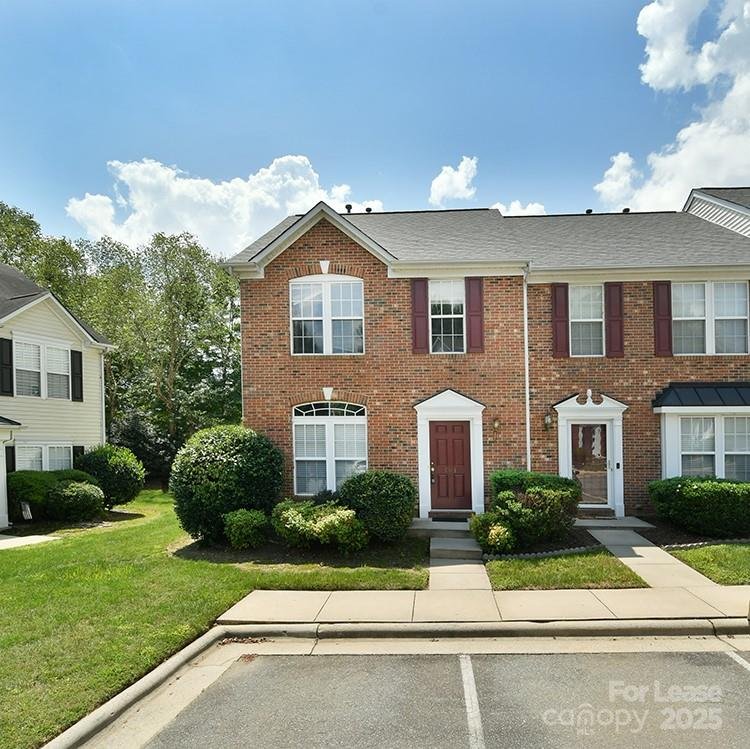 Property image 2 of 1965 Charlotte Highway in Gabriel Estates, Mooresville, NC 28115