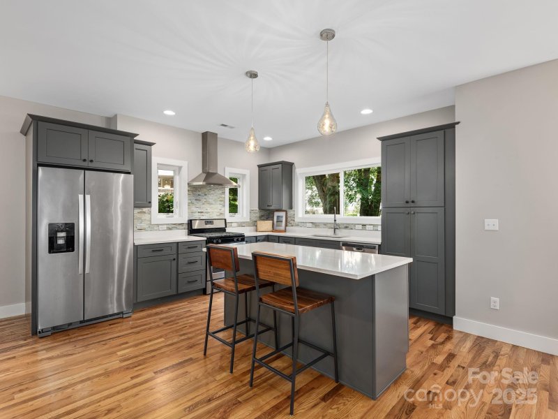 Property image 4 of 81 Tremont Street in West Asheville, Asheville, NC 28806