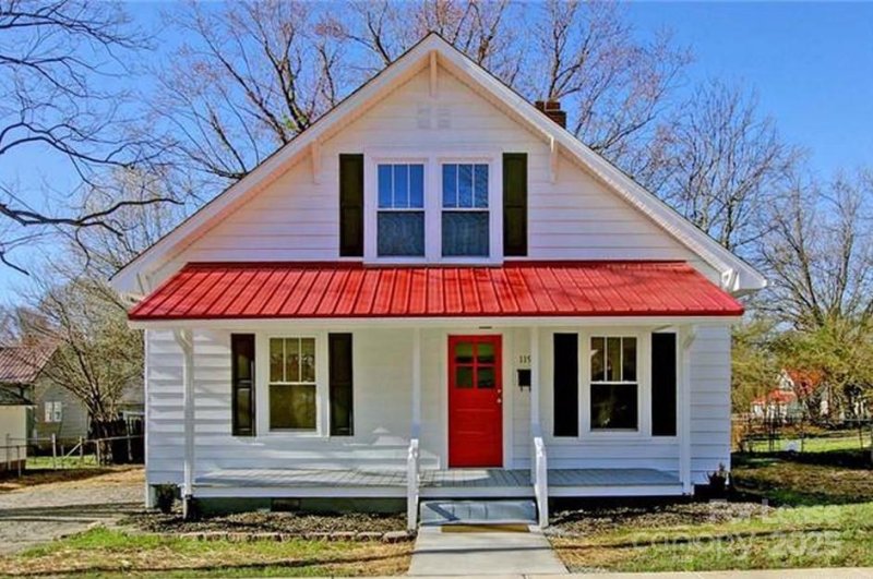 119 E Pressley Avenue