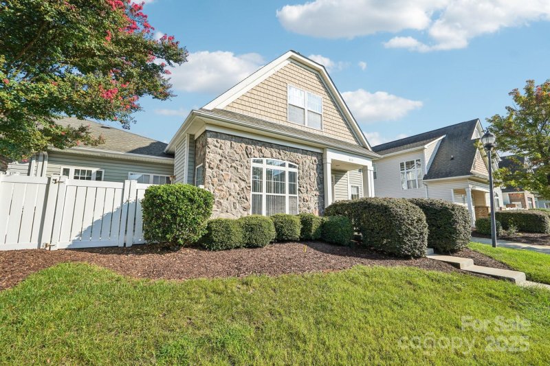 Property image 2 of 3120 Mistletoe Drive in Stonegrove, Charlotte, NC 28273