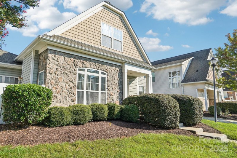 Property image 3 of 3120 Mistletoe Drive in Stonegrove, Charlotte, NC 28273