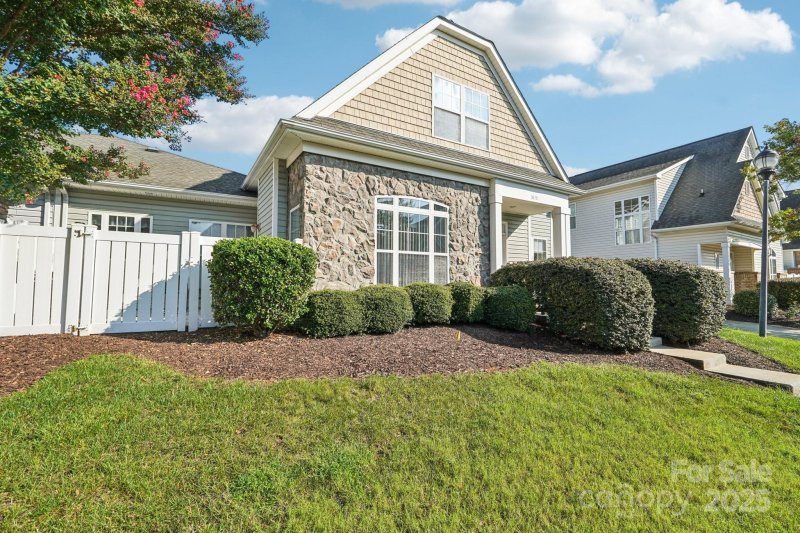 Property image 4 of 3120 Mistletoe Drive in Stonegrove, Charlotte, NC 28273