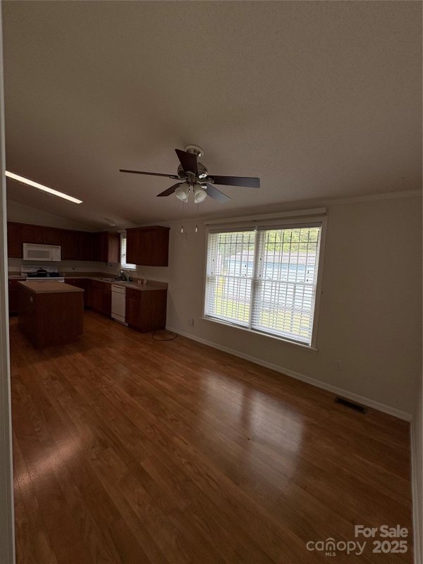 Property image 3 at 123 Castle Court, Kings Mountain, NC 28086