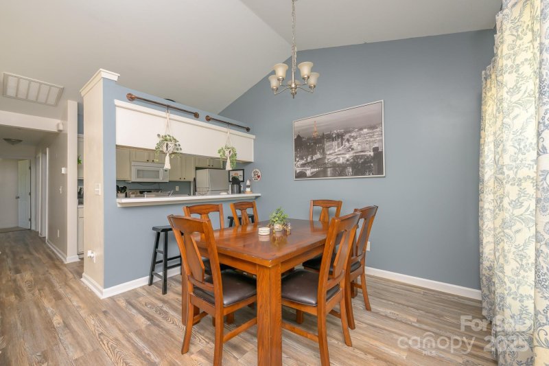 Property image 4 of 1709 Katherine Kiker Road in Faires Farm, Charlotte, NC 28213