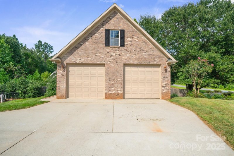 Property image 4 of 6200 Bellingham Drive in Stockbridge Estates, Mount Holly, NC 28120