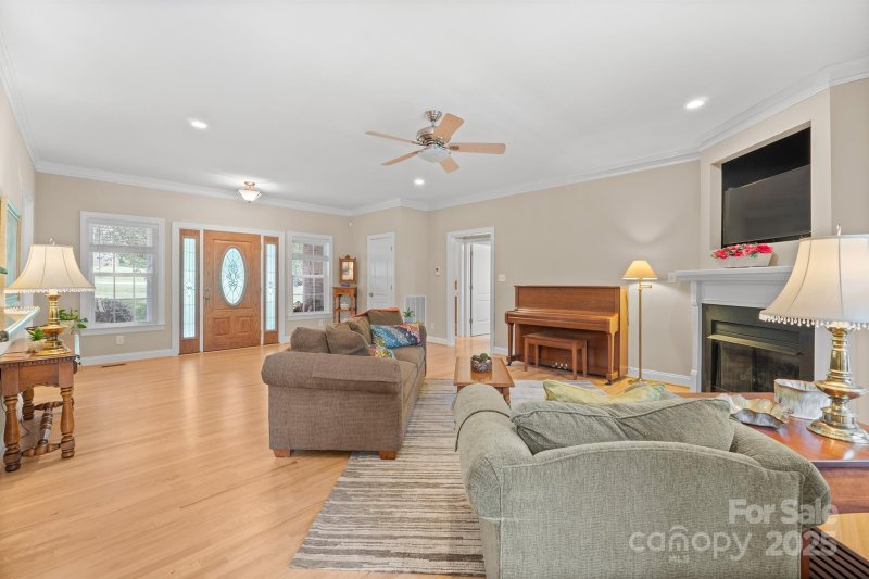 Property image 5 of 6200 Bellingham Drive in Stockbridge Estates, Mount Holly, NC 28120