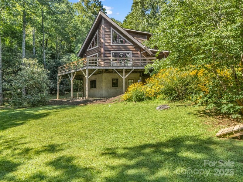 Property image 2 of 312 High Rock Acres Drive in High Rock Acres, Black Mountain, NC 28711