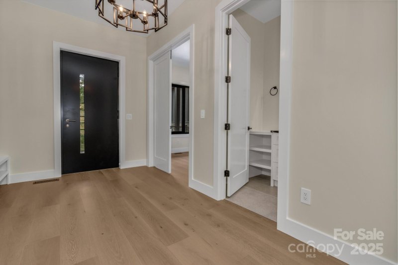 Property image 5 of 63 Winding Ridge Road in Winding Ridge Estates, Fairview, NC 28730